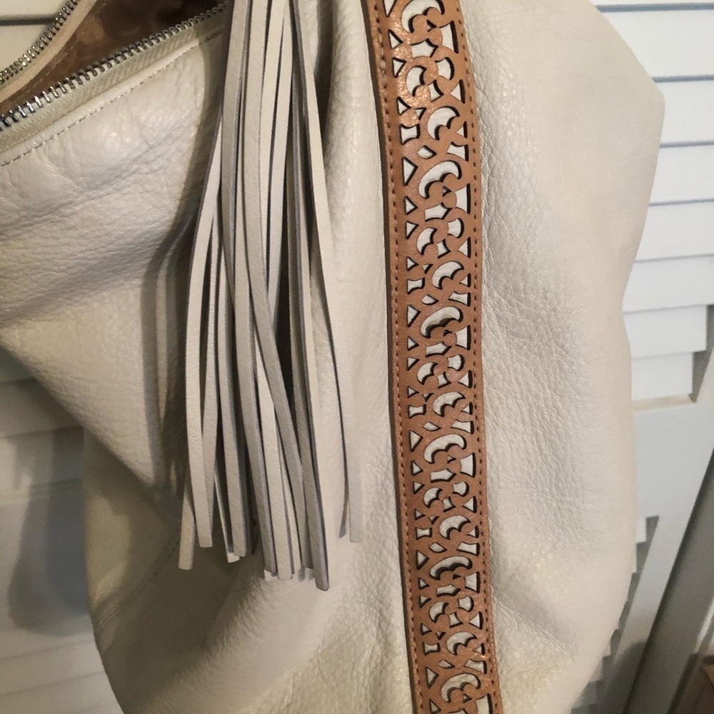 Handbag - Picture 5 of 5
